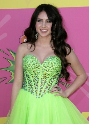 ryan-newman-26th-annual-kids-choice-awards-03.jpg