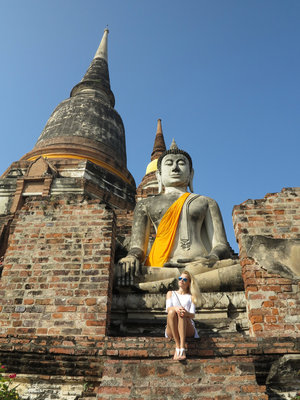 Stairs-to-Buddha.jpg