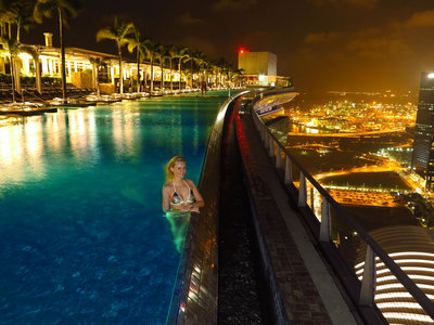 Sophie-at-night-in-the-pool.jpg