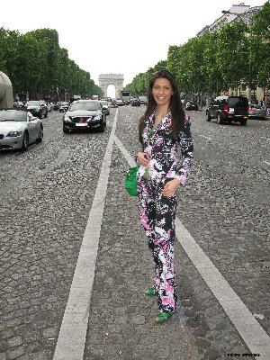 NIKITA in PARIS 3.jpg