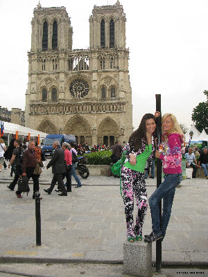 NIKITA in PARIS ( with Sophie Paris ).jpg