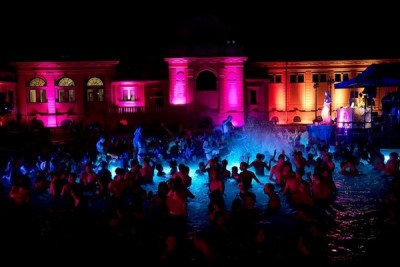 Bath-Party-Budapest.jpg