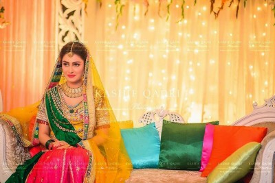 Ayeza-Khan-In-Awesome-Mehndi-Dress--The-Concepts-Of-Mehndi-Dress-With-Ayeza-Khan-1.jpg