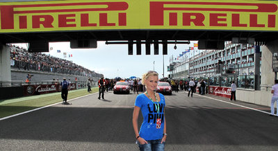 Sophie-Paris-before-race-departure.jpg