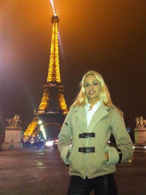 Erica-Fontes-in-paris.jpg