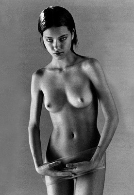 Adriana-Lima-Nude-8.jpg