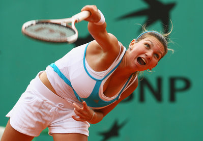69021-simona-halep-requested-314-122-145lo1.jpg