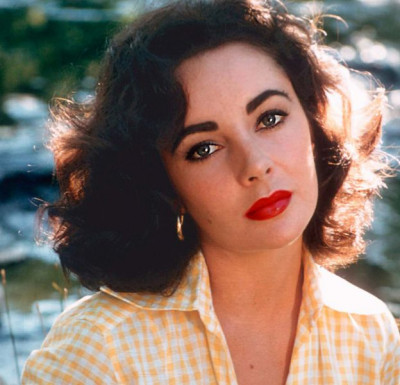 elizabeth-taylor-en-1957-624x600-1.jpg