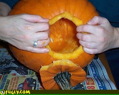 goatse_pumpkin_again.jpg