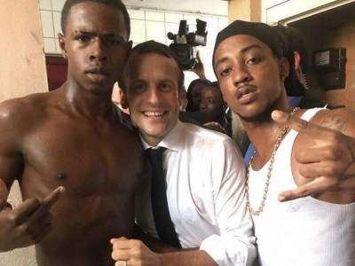 macron.jpg