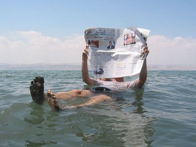 800px-Dead_sea_newspaper.jpg
