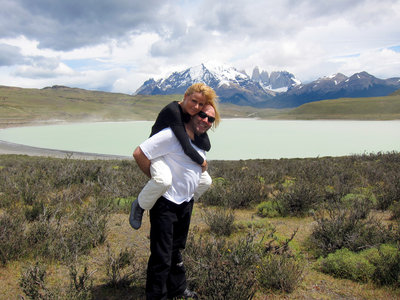 Two-lovers-in-Patagonia.jpg