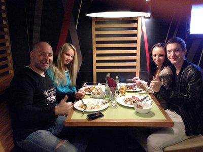 Diner-between-friends.jpg