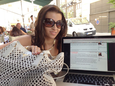 Angel-Hott-and-forum.jpg