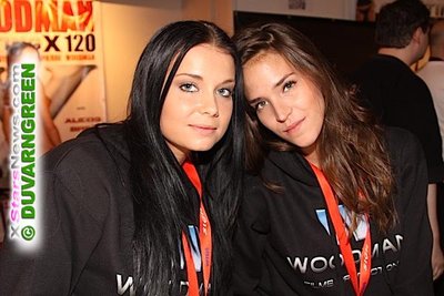 Victoria Blaze and Silvie de Lux
