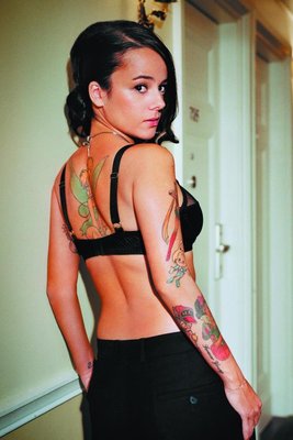 alizee_tat01.jpg